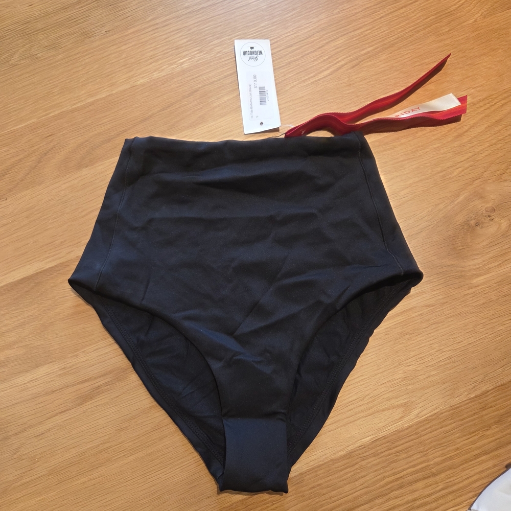 Left On Friday High Tide Black Bikini Bottom BNWT Size Small